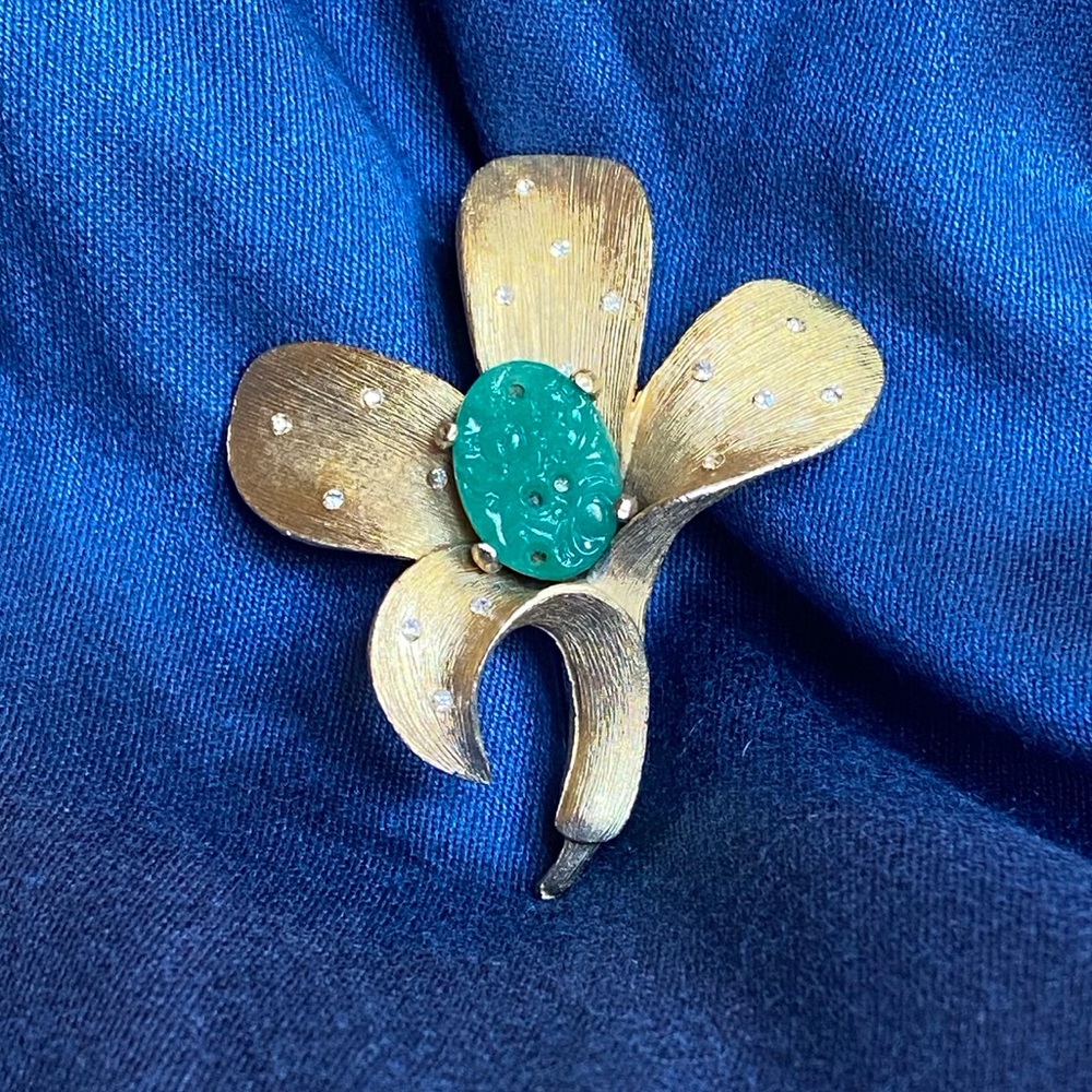 Vintage Gold Tone Faux Jade Brooch